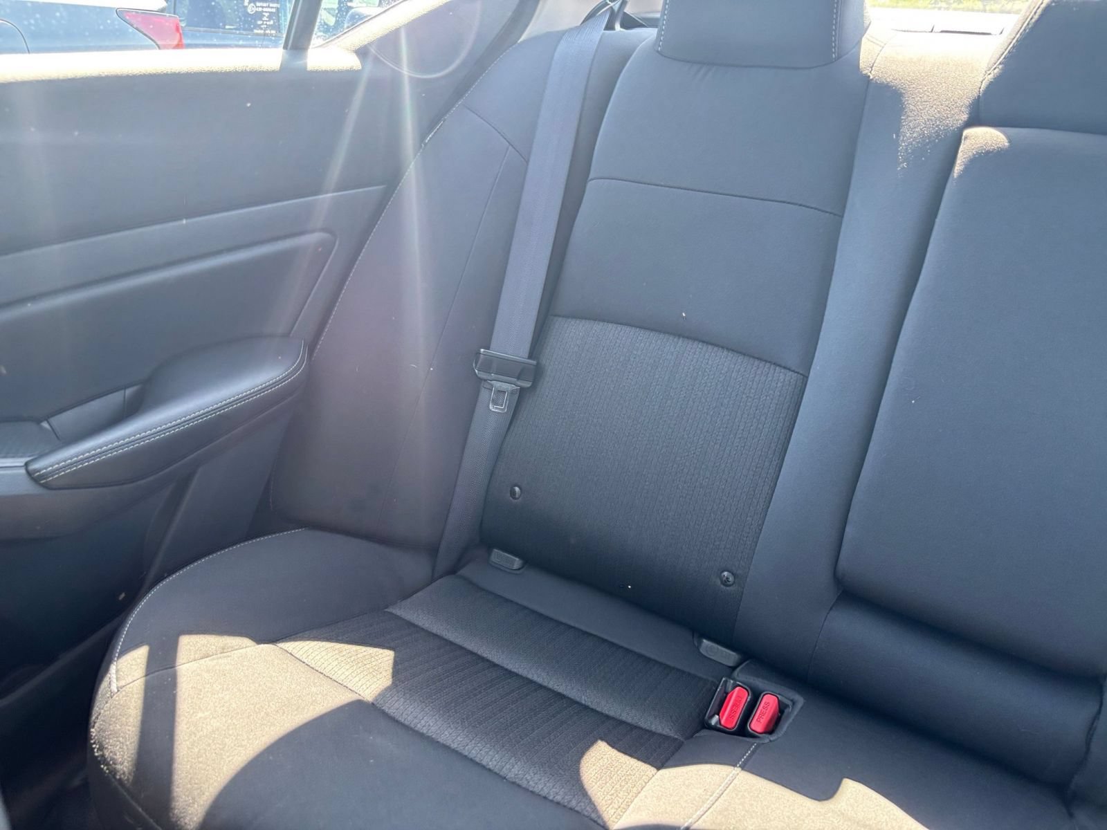 Used 2025 Nissan Altima 2.5 SV FWD image 34