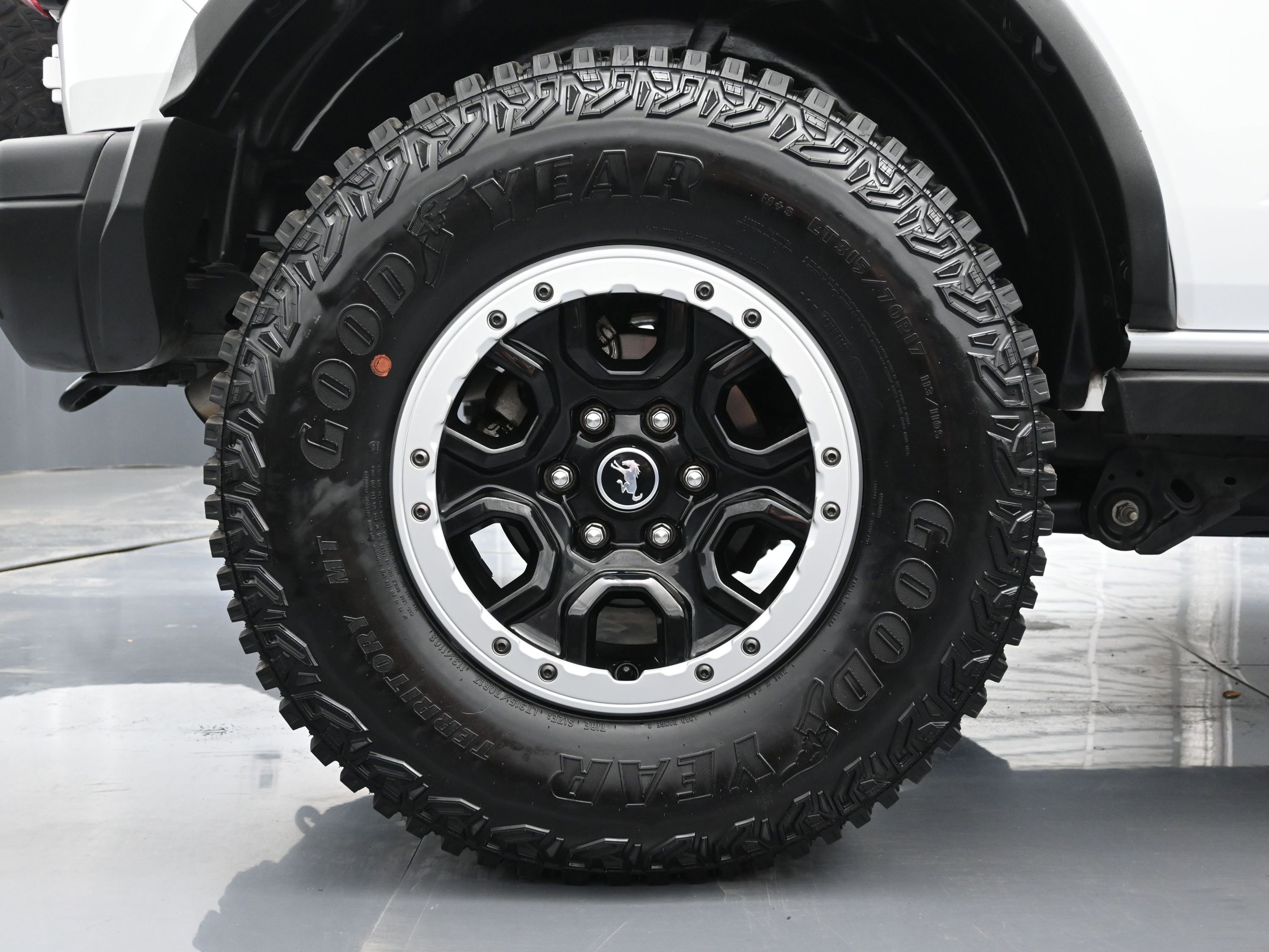 Used 2022 Ford Bronco Badlands image 18