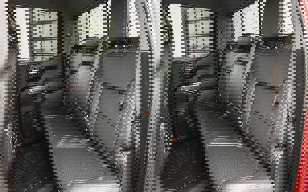 Used 2022 Chevrolet Silverado 1500 LTZ image 7