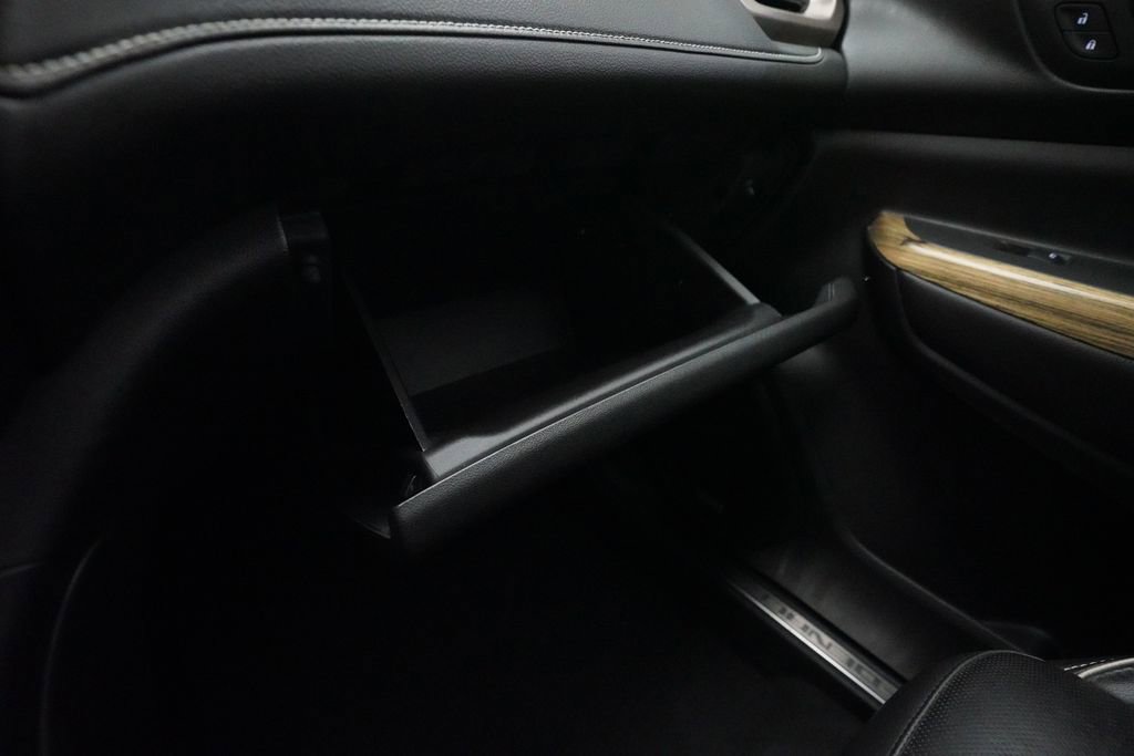 Used 2018 GMC Acadia Denali AWD/4WD image 33