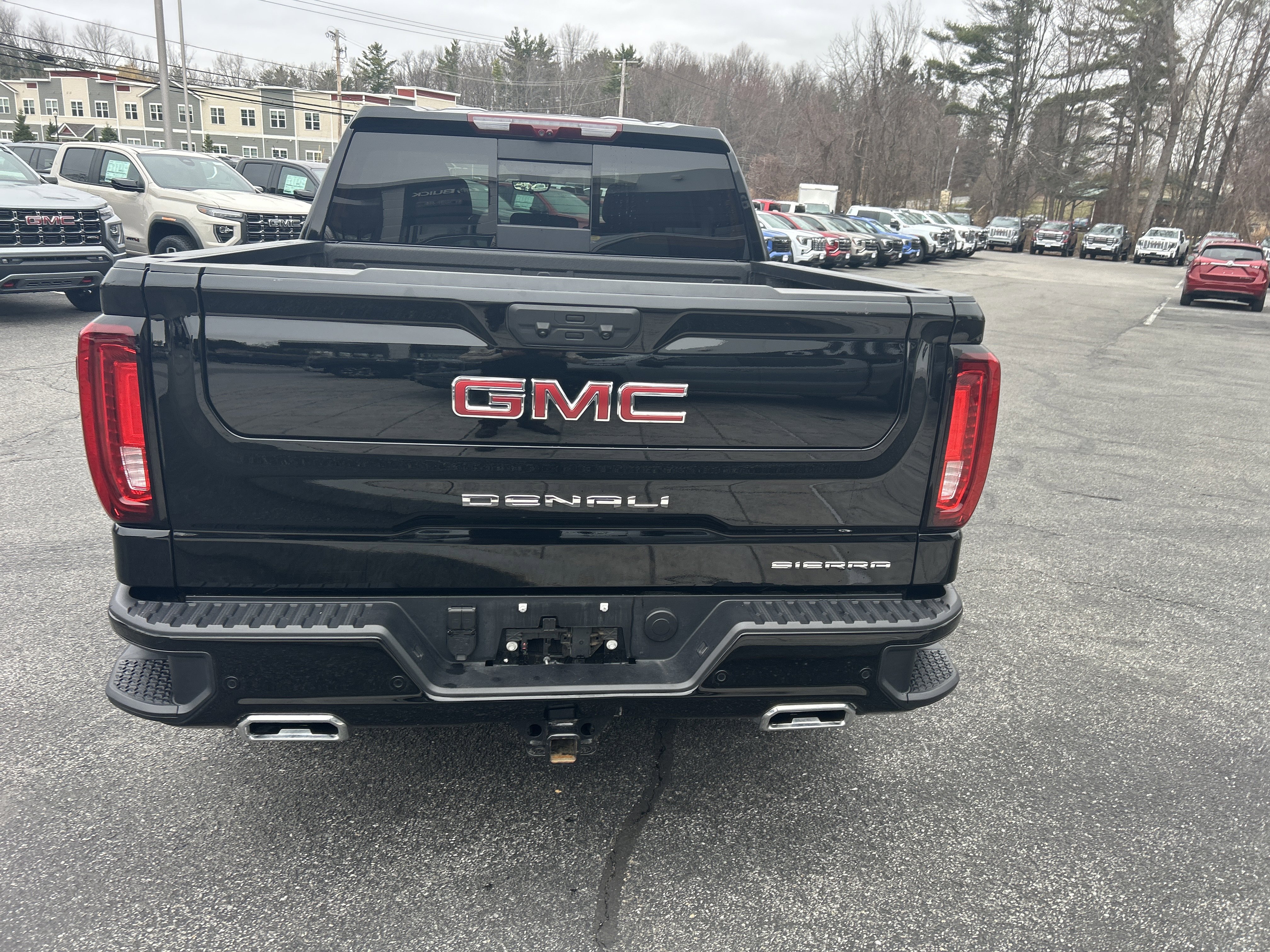 Used 2025 GMC Sierra 1500 Denali w/ Denali Reserve Package image 7