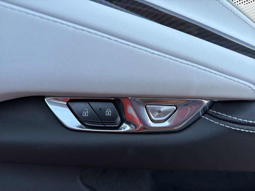 Used 2020 Chevrolet Corvette Stingray Preferred Cpe w/ 2LT Preferred Equipment Group image 27