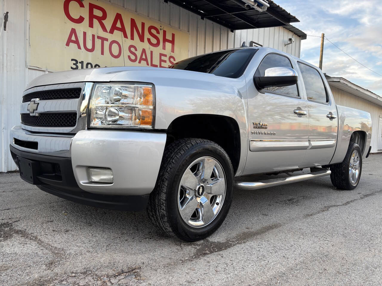Used 2011 Chevrolet Silverado 1500 LT w/ Texas Edition image 8