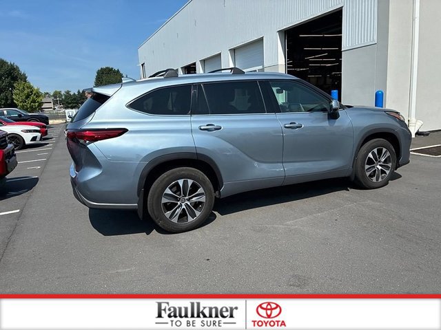 Certified 2020 Toyota Highlander XLE AWD/4WD image 8