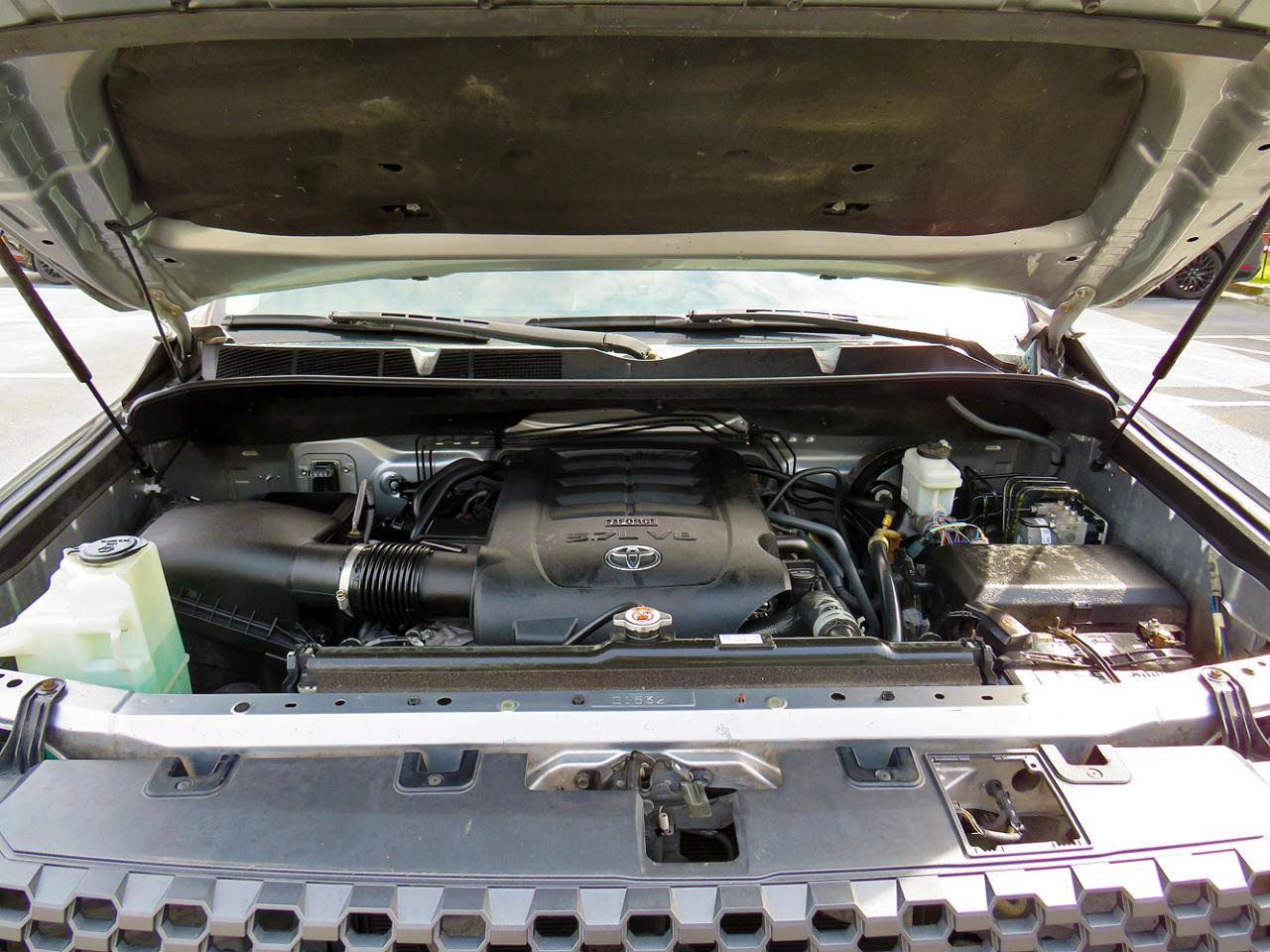 Used 2019 Toyota Tundra SR5 w/ SR5 Upgrade Package image 35