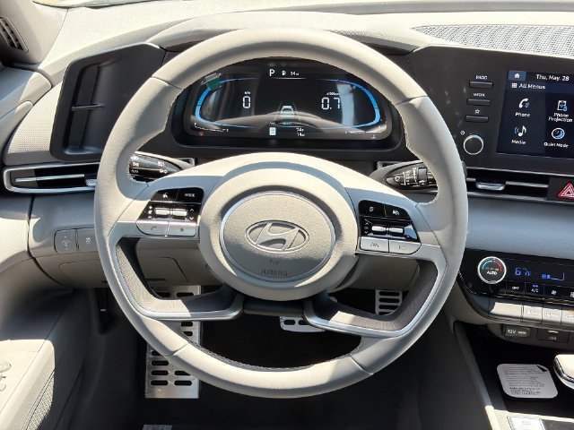 New 2026 Hyundai Elantra Sport FWD image 20