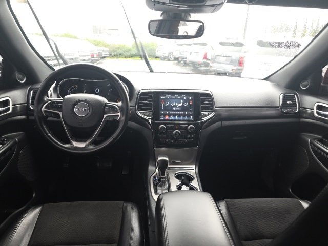 Used 2020 Jeep Grand Cherokee Altitude image 28