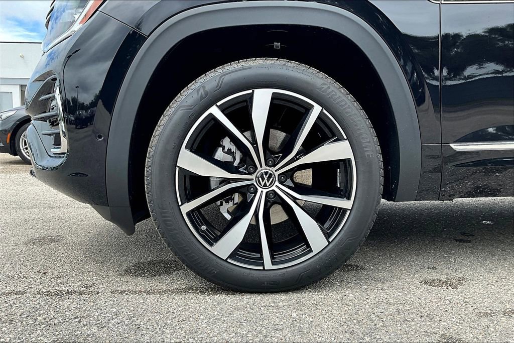 New 2026 Volkswagen Atlas SEL Premium R-Line image 13