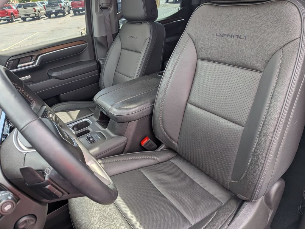 Used 2025 GMC Sierra 1500 Denali w/ Denali Reserve Package AWD/4WD image 15