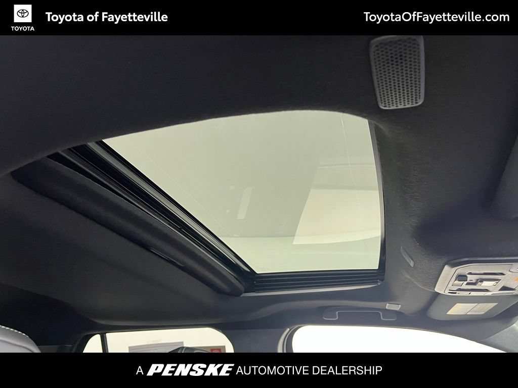 Used 2026 Toyota 4Runner Limited AWD/4WD image 3