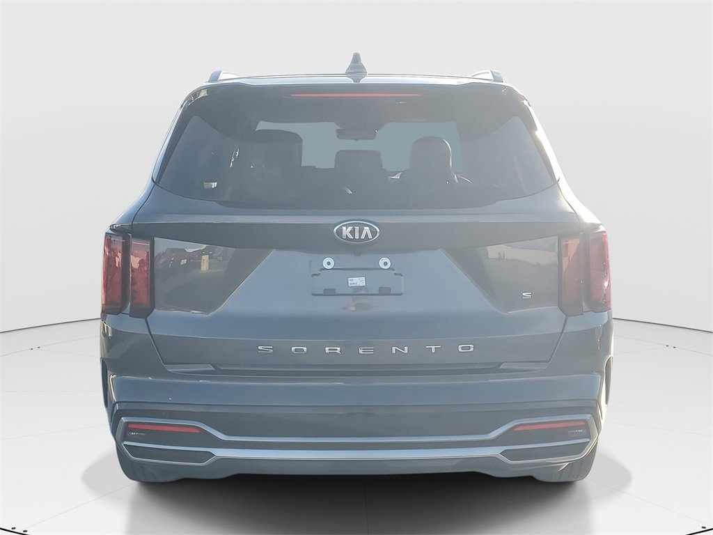 Used 2021 Kia Sorento S image 6