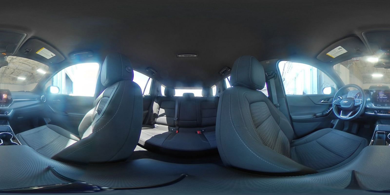 Used 2025 Chevrolet Equinox LT FWD image 43