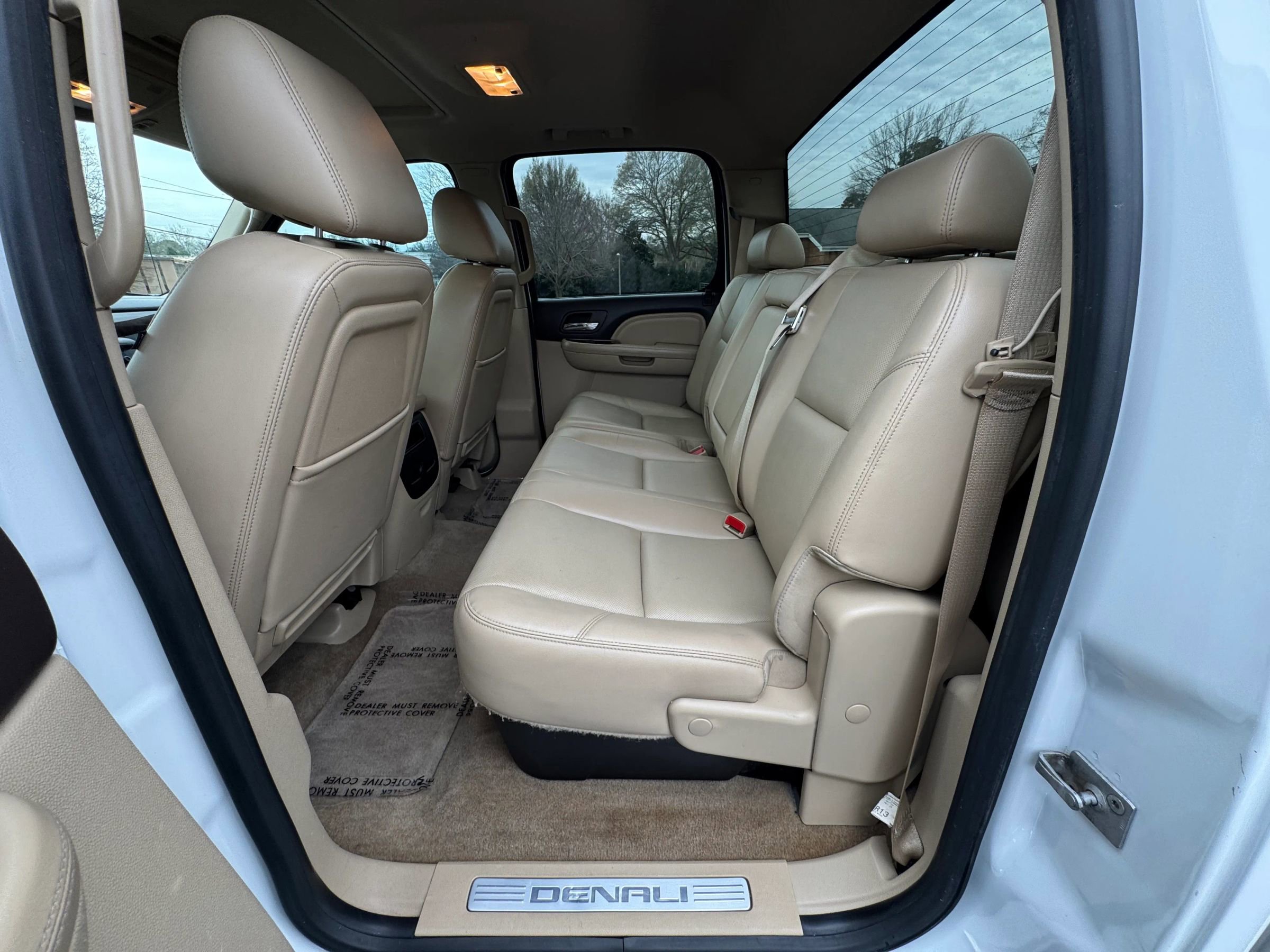 Used 2014 GMC Sierra 2500 Denali w/ Suspension Package, Off-Road image 17