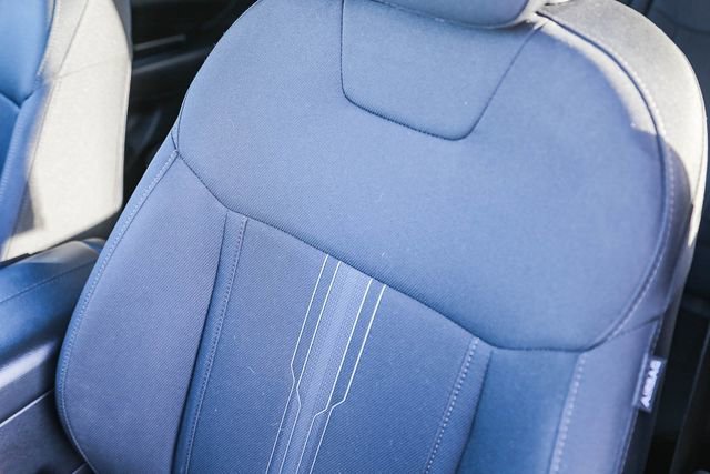 Used 2023 Nissan Rogue SV image 19