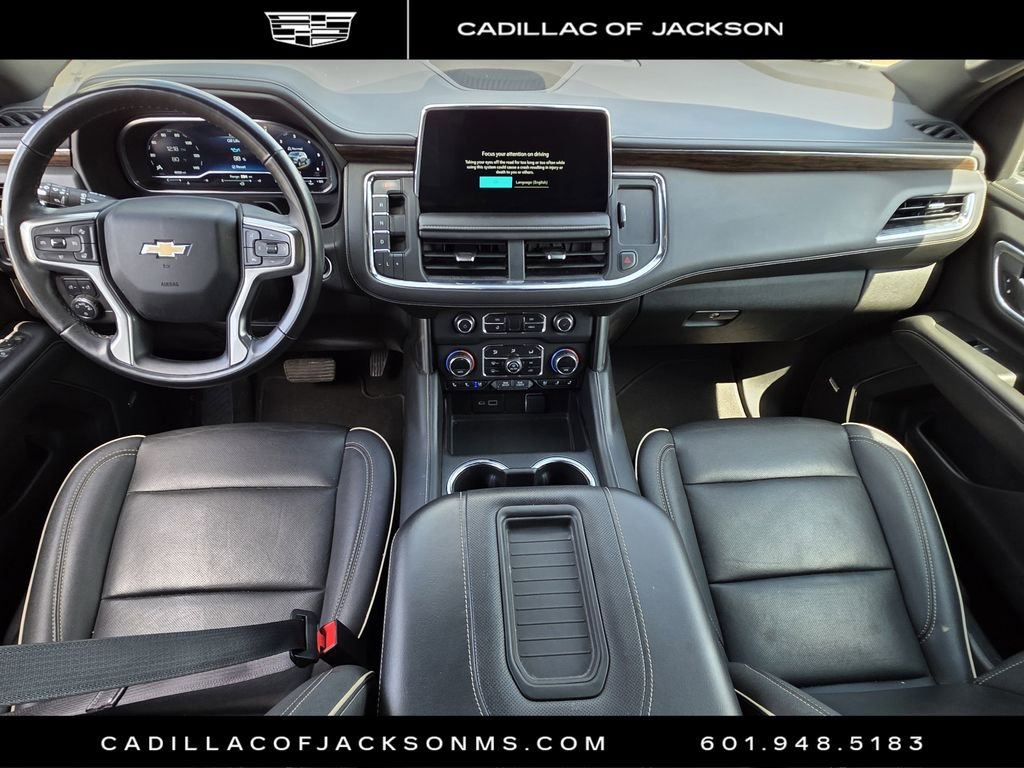 Used 2023 Chevrolet Suburban Premier image 9