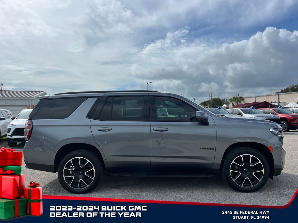 Used 2022 Chevrolet Tahoe RST w/ Sport Performance Package image 8