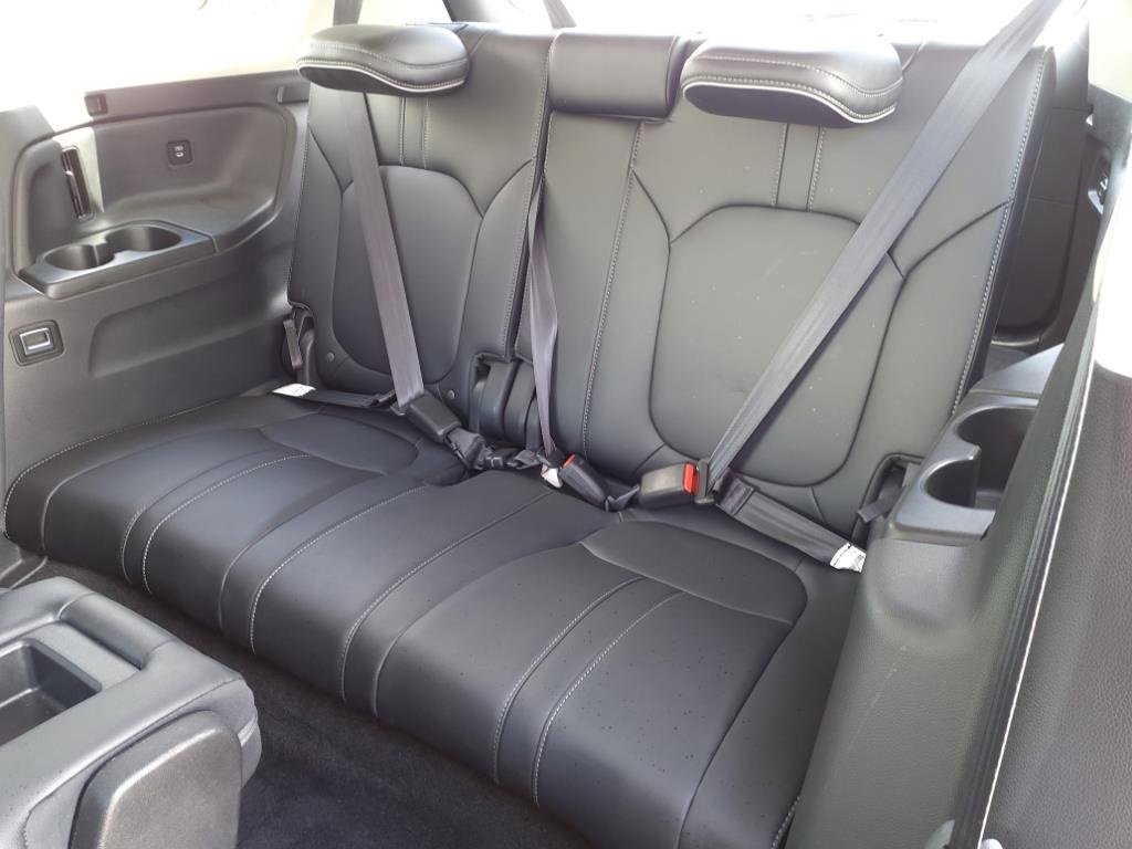 Used 2025 Honda Pilot Elite image 15