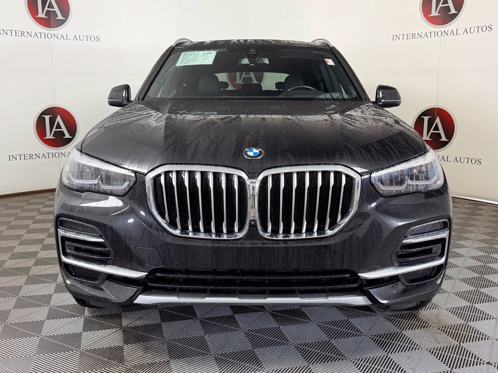 Used 2023 BMW X5 xDrive40i w/ Premium Package AWD/4WD image 2