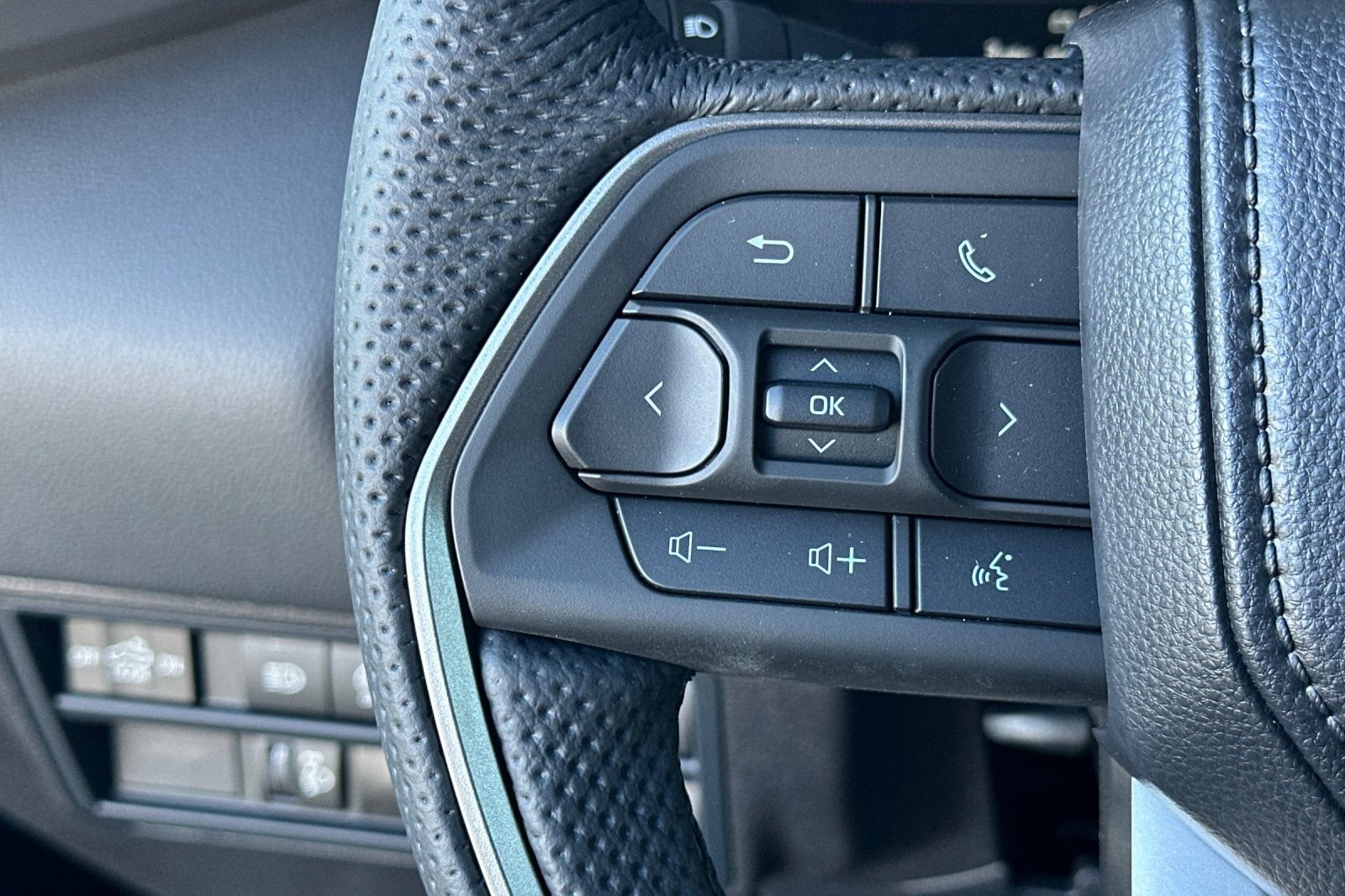 New 2026 Toyota Tundra Limited AWD/4WD image 27