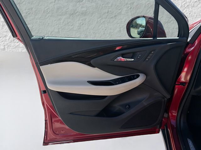Used 2019 Buick Envision Essence image 22