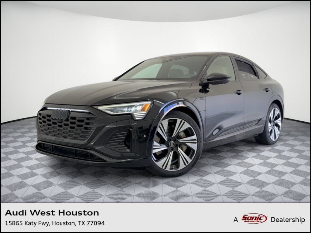 Used 2024 Audi Q8 e-tron Prestige AWD/4WD video 1