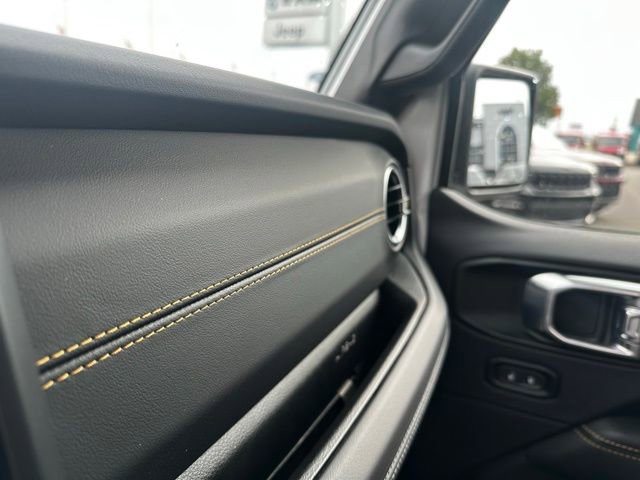 New 2025 Jeep Wrangler Sahara w/ Safety Group image 27