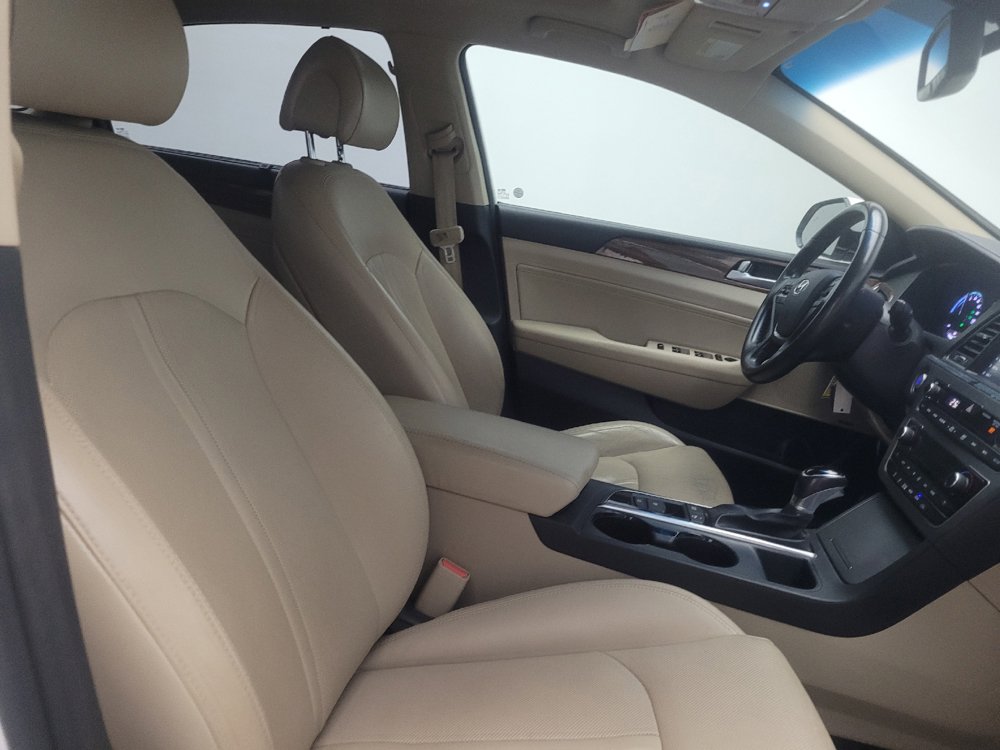 Used 2017 Hyundai Sonata Limited w/ Ultimate Package 02 FWD image 21