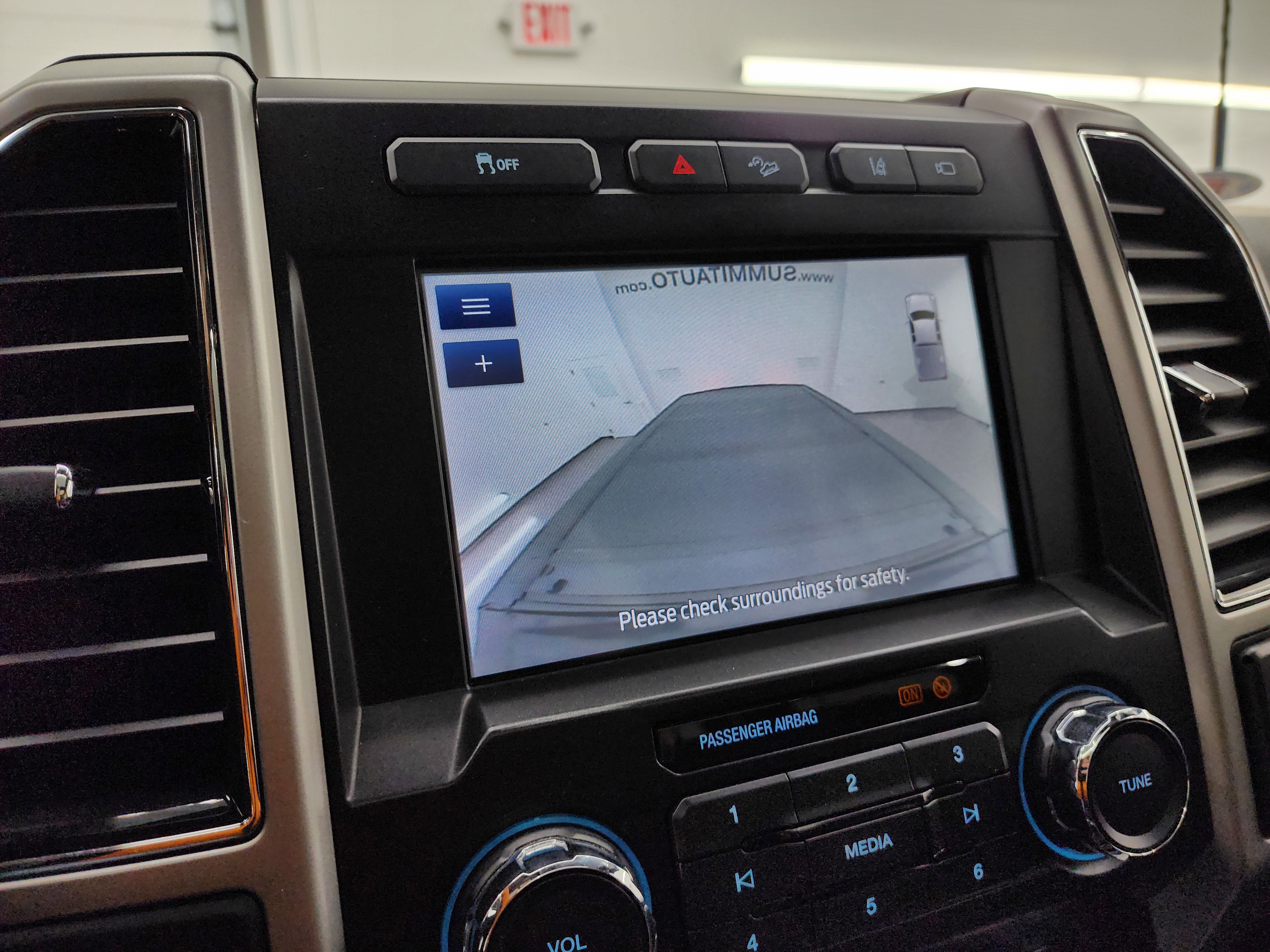 Used 2021 Ford F350 Lariat w/ Lariat Ultimate Package AWD/4WD image 20