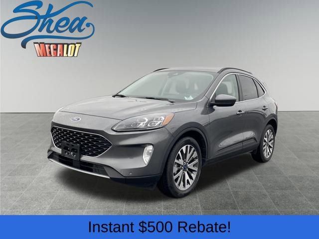 Used 2022 Ford Escape Titanium image 1