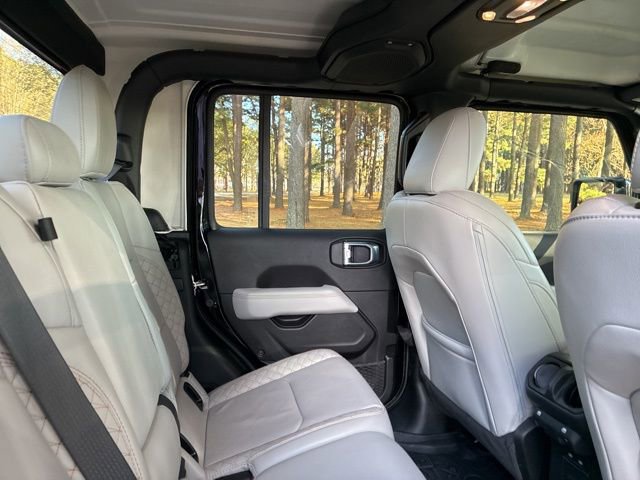 Used 2023 Jeep Gladiator Overland image 25