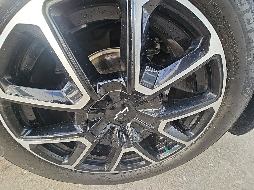 Used 2022 Chevrolet Tahoe RST w/ Luxury Package image 9