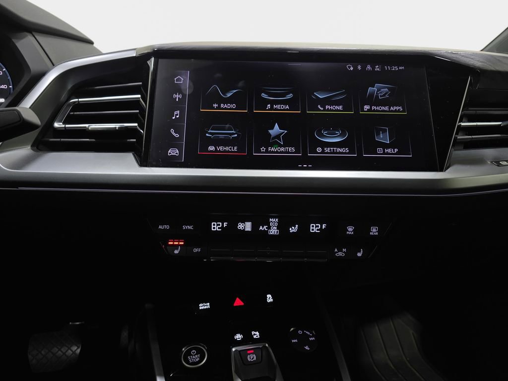 Used 2024 Audi Q4 e-tron Premium w/ Convenience Package image 21