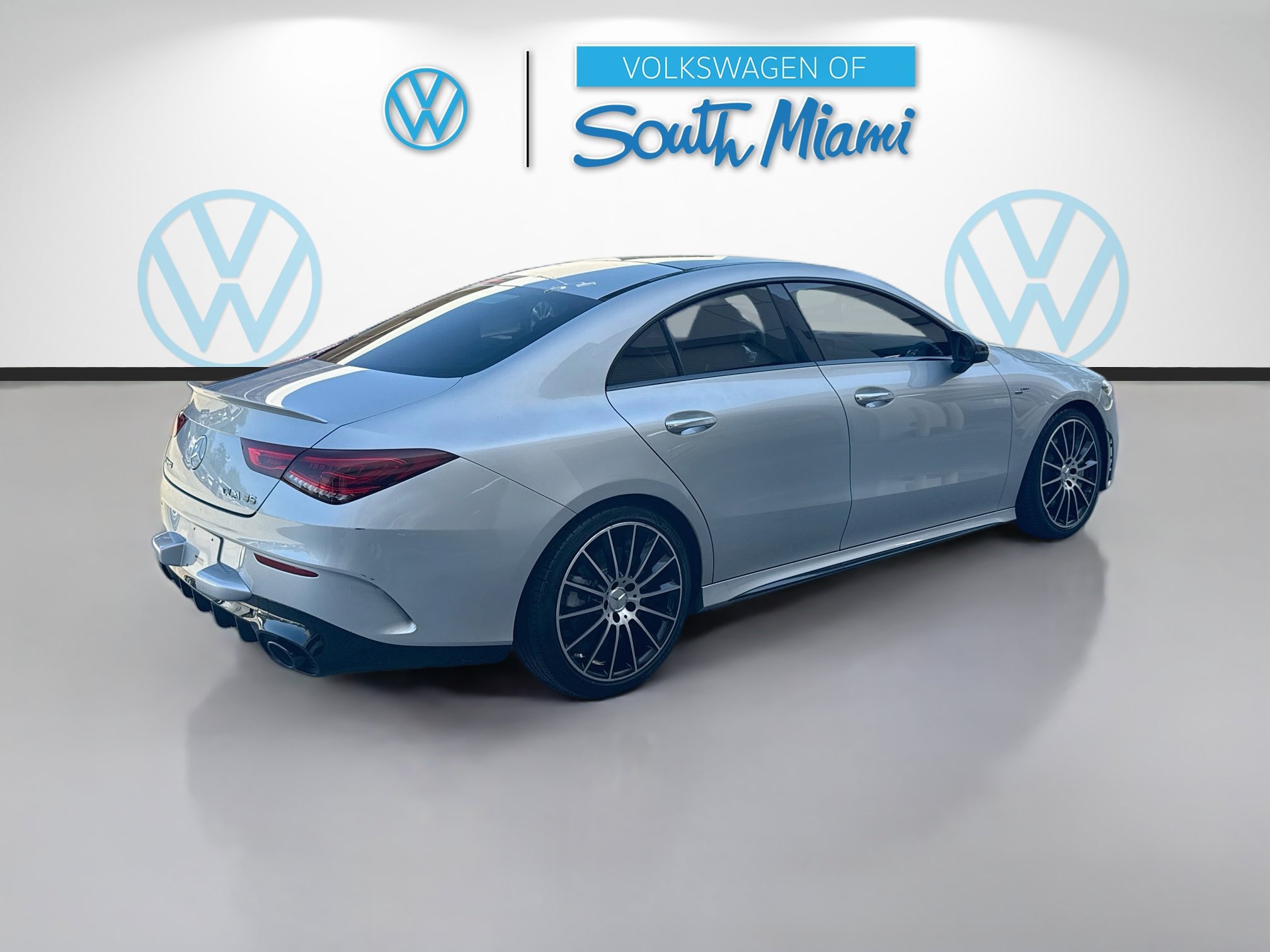 Used 2023 Mercedes-Benz CLA 35 AMG 4MATIC w/ AMG Night Package image 7