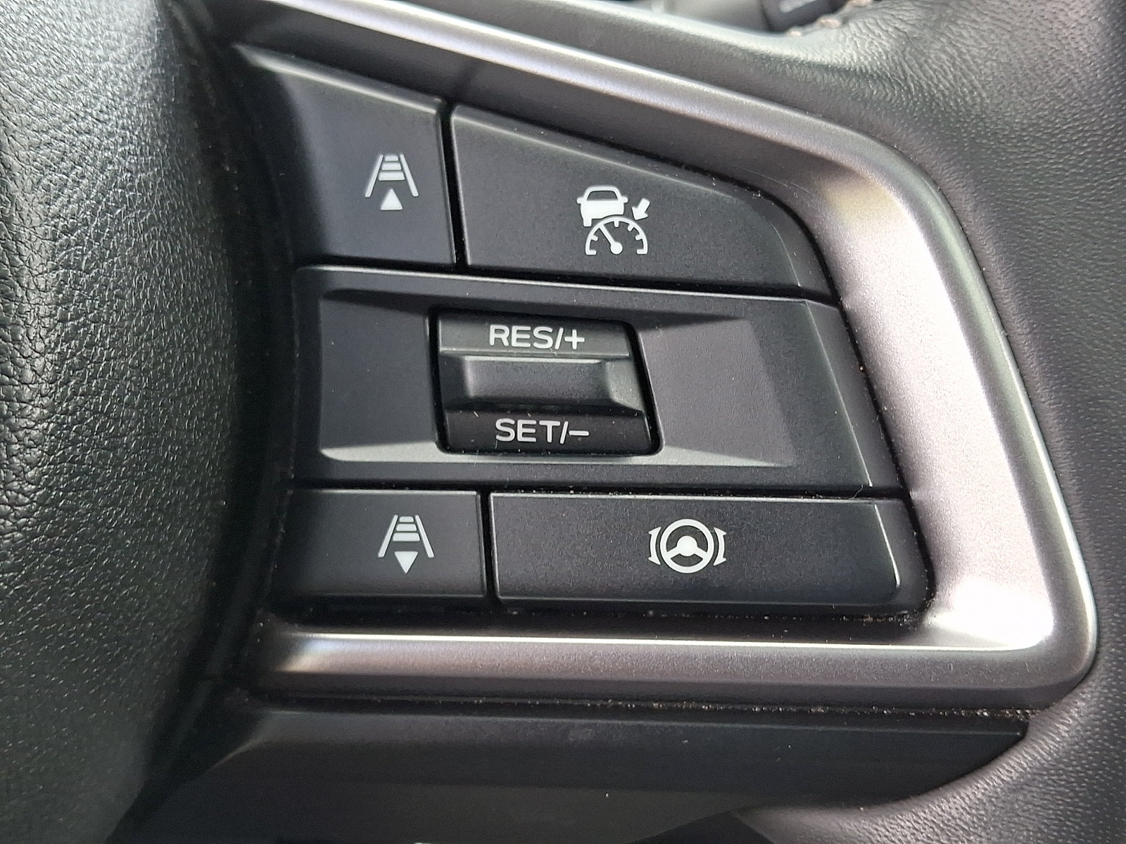 Used 2024 Subaru Ascent Touring AWD/4WD image 24