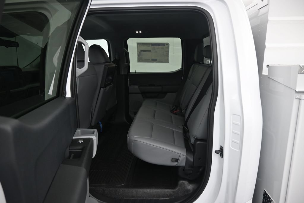 New 2026 Ford F350 XL w/ XL Chrome Package RWD image 16