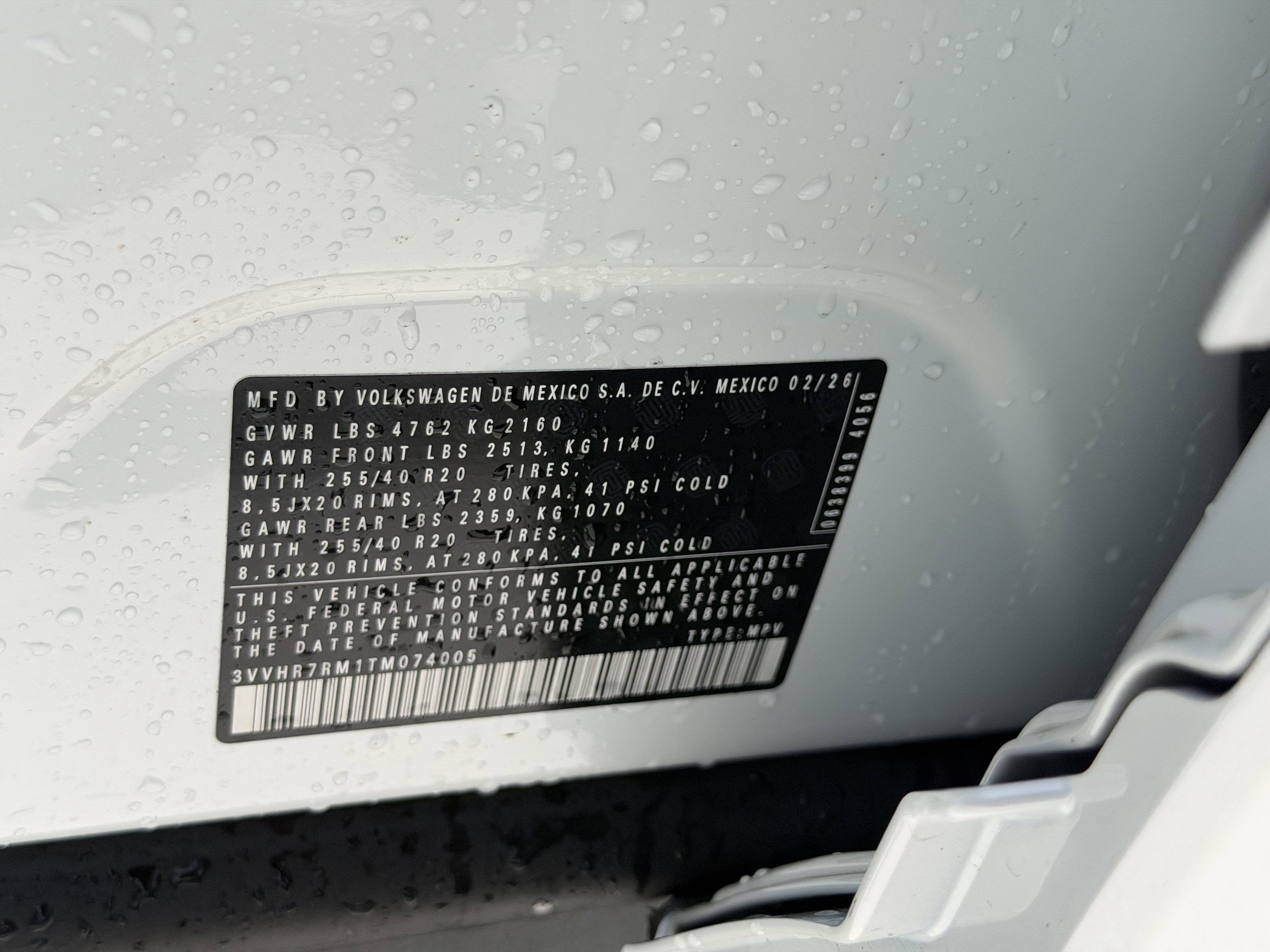 New 2026 Volkswagen Tiguan SE R-Line FWD image 31