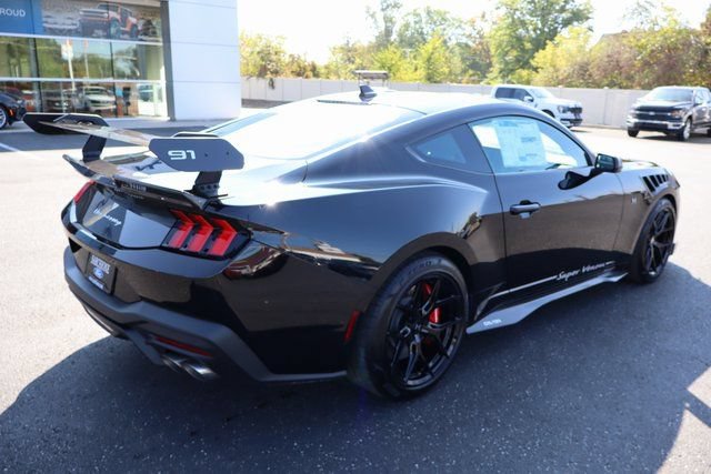 New 2025 Ford Mustang GT RWD image 3