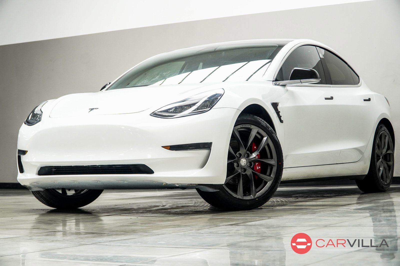 Used 2019 Tesla Model 3 Standard Range image 1