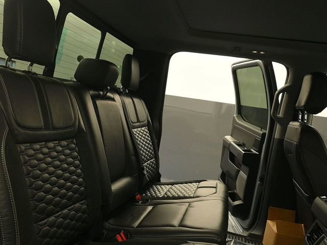 New 2026 Ford F250 Lariat w/ Black Appearance Package image 17