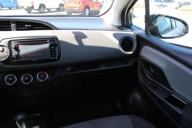 Used 2016 Toyota Yaris L FWD image 16