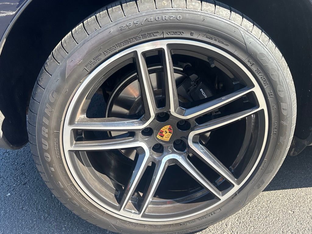 Used 2020 Porsche Macan AWD/4WD image 17