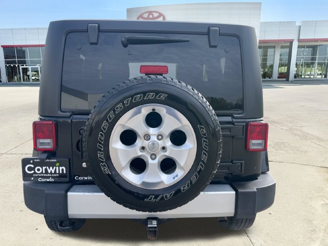 Used 2015 Jeep Wrangler Sahara w/ Connectivity Group AWD/4WD image 4