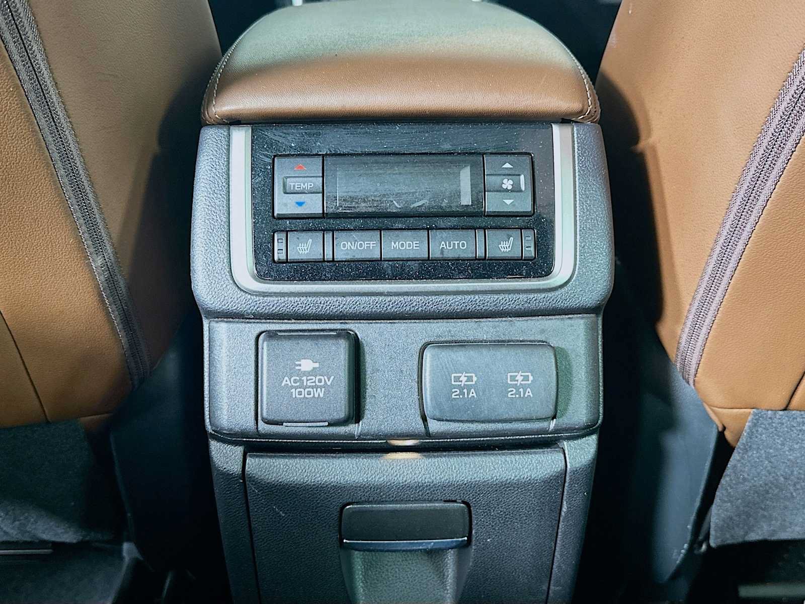 Used 2019 Subaru Ascent Touring w/ Popular Package #2 AWD/4WD image 24