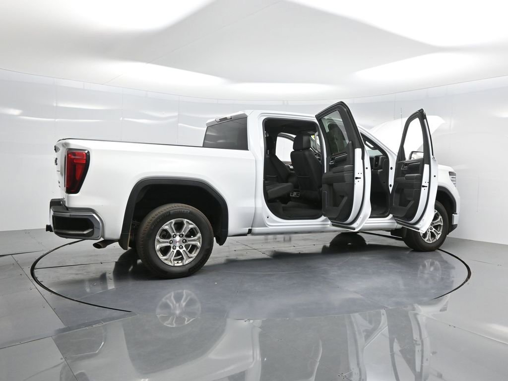 Used 2024 GMC Sierra 1500 SLT image 5