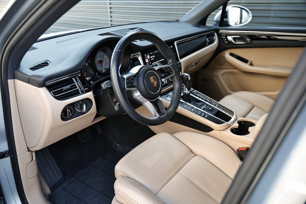 Certified 2020 Porsche Macan S image 4