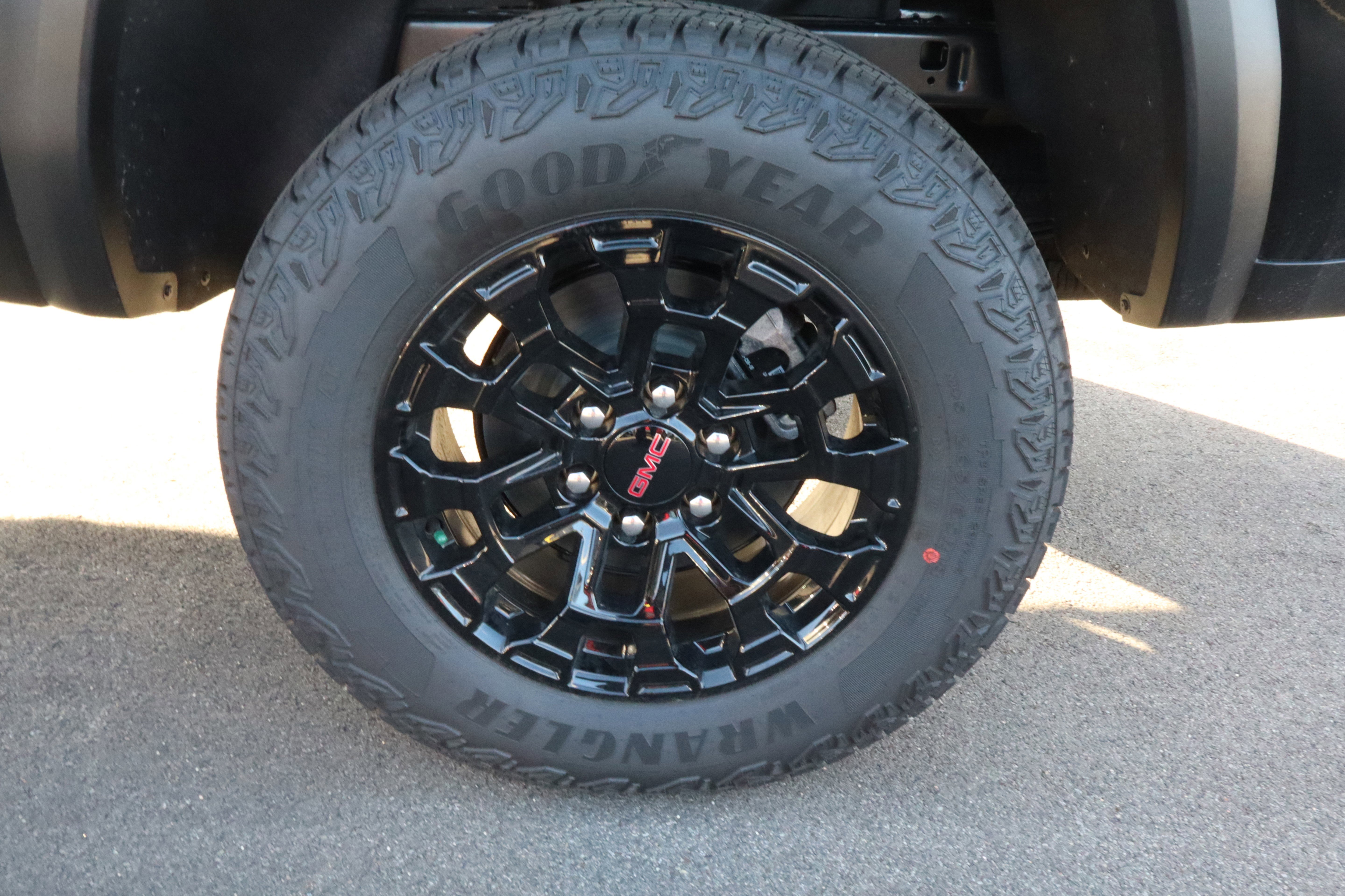 New 2026 GMC Canyon Elevation w/ Convenience Package image 20