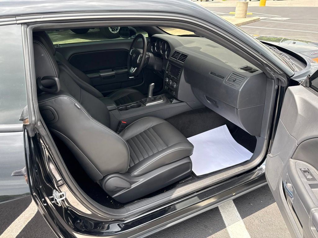 Used 2013 Dodge Challenger R/T Plus RWD image 12
