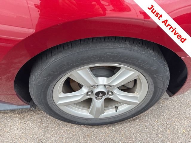 Used 2017 Ford Mustang Coupe image 16