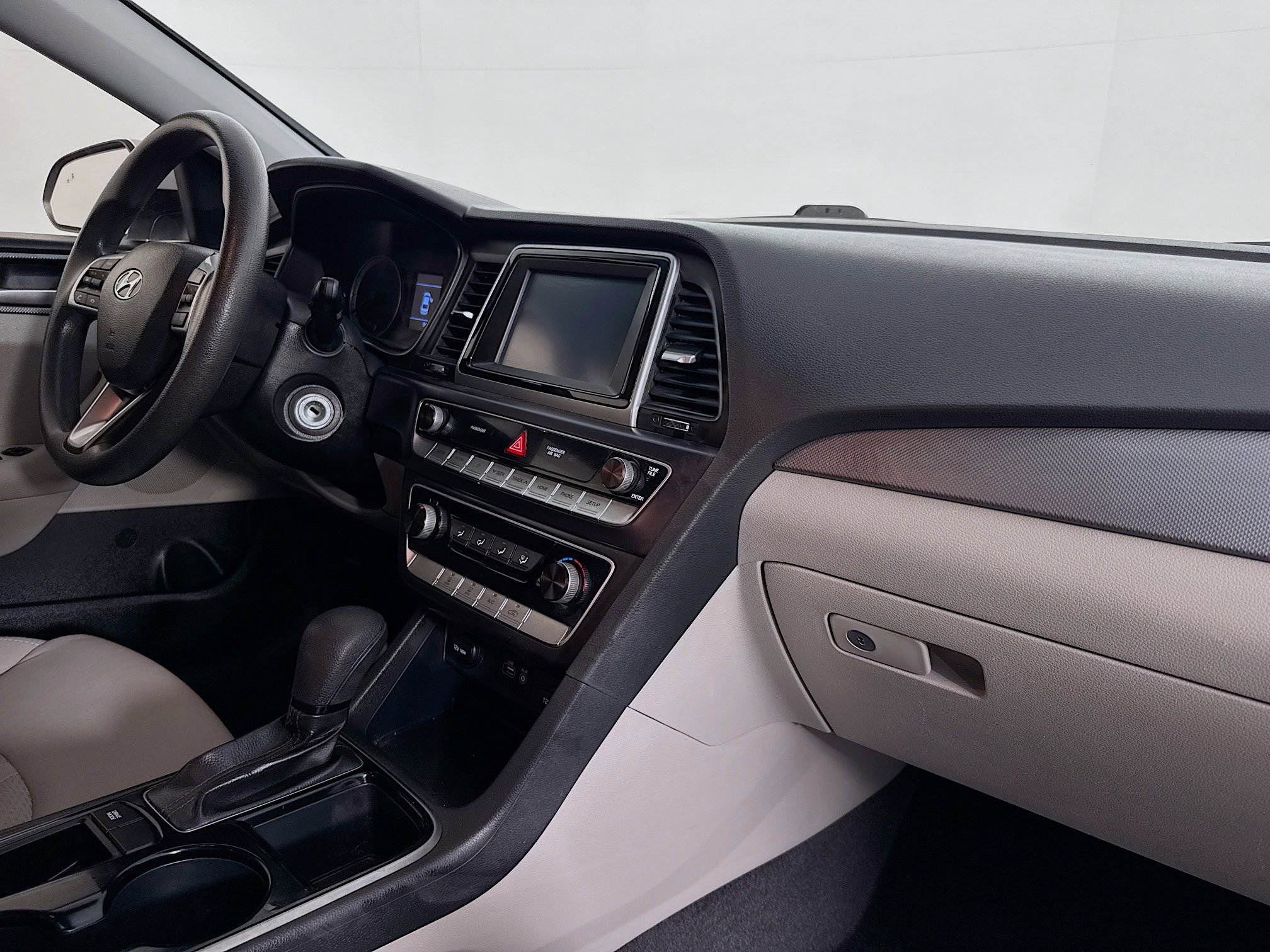 Used 2019 Hyundai Sonata SE image 28