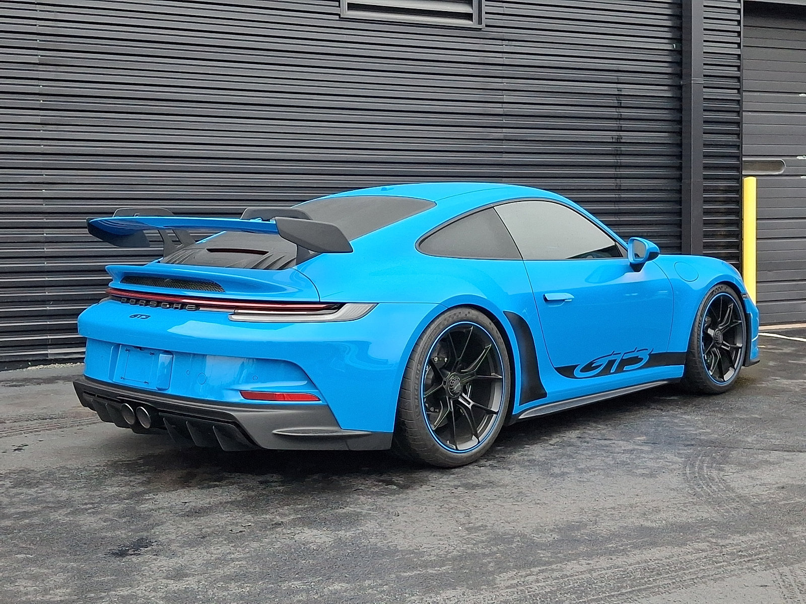 Certified 2024 Porsche 911 GT3 RWD image 7
